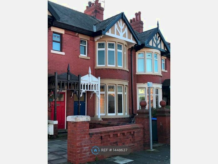 2 Bedroom Flat To Rent In Mersey Road, Blackpool, FY4
