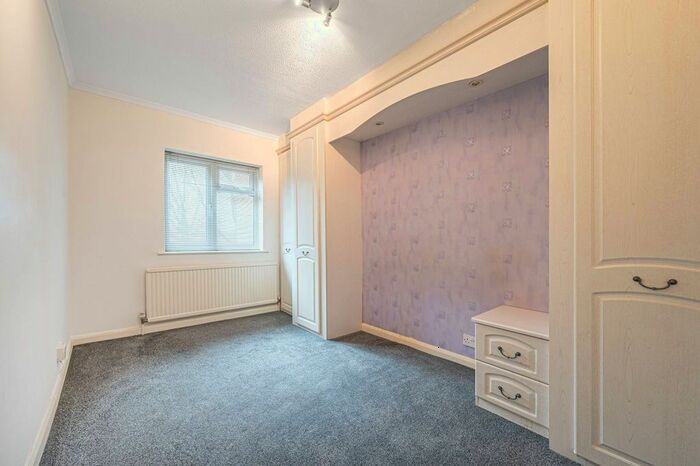 1 Bedroom Flat To Rent In High Road, Whetstone, London, N20