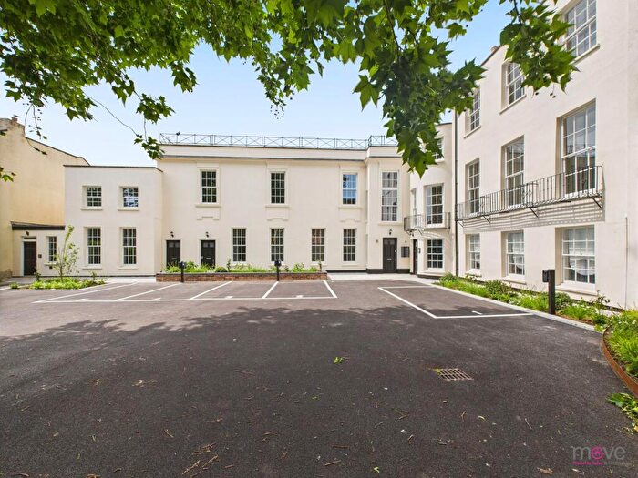 2 Bedroom Flat For Sale In North Place, Edmonstone House, GL50