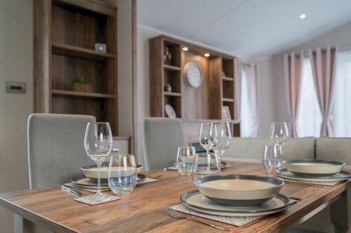 2 Bedroom Lodge For Sale In Cofton, Starcross, Exeter, EX6