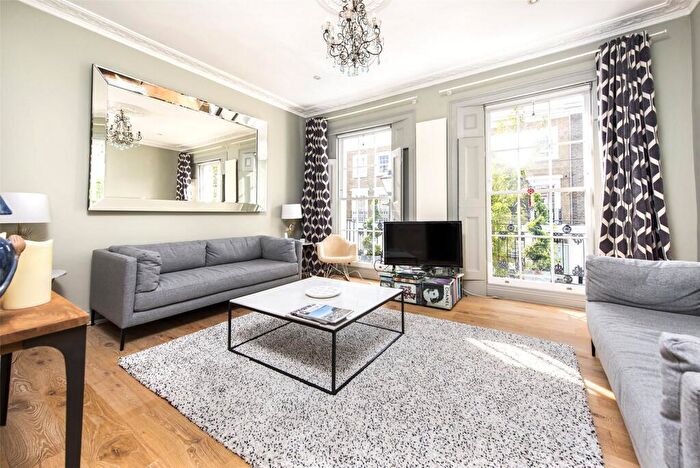 3 Bedroom Terraced House To Rent In Bromfield Street, London, N1