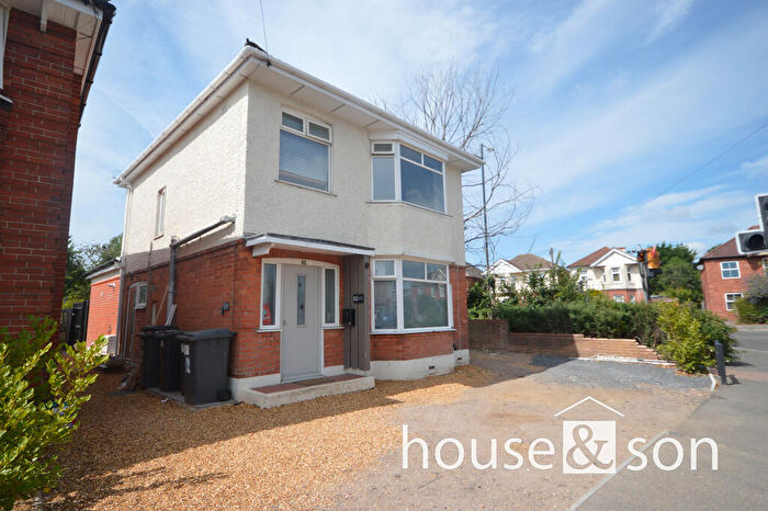 2 Bedroom Flat To Rent In Victoria Avenue, Winton, BH9