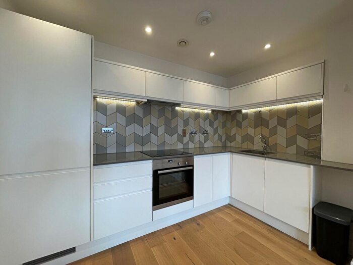 1 Bedroom Flat To Rent In Russell House, Brighton -, RL00