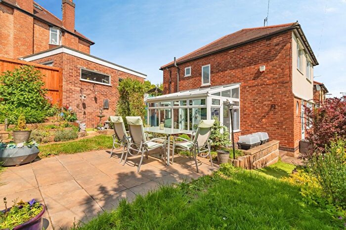 3 Bedroom Detached House For Sale In First Avenue, Carlton, Nottingham, Nottinghamshire, NG4