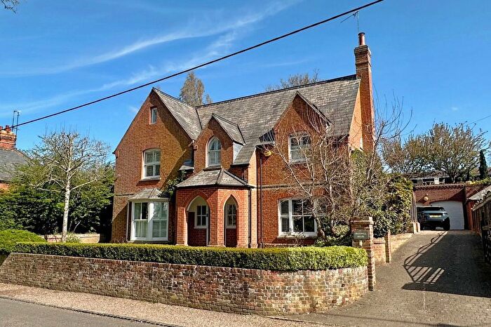 6 Bedroom Detached House For Sale In The Street, Ewelme, OX10