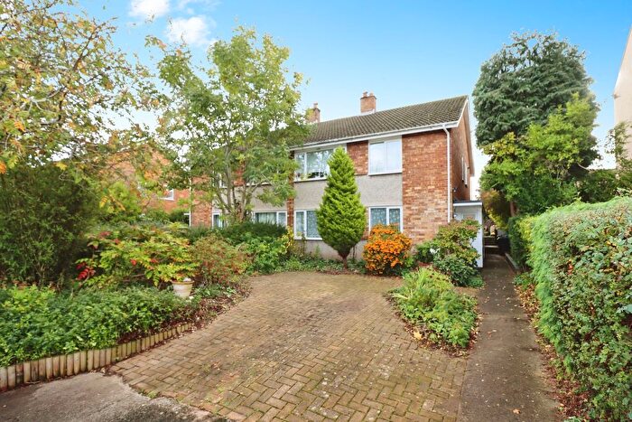 2 Bedroom Flat For Sale In Okebourne Road, Bristol, Somerset, BS10