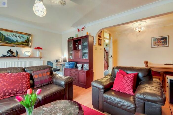 3 Bedroom Property To Rent In Scotswood Walk, Northumberland Park, London N17