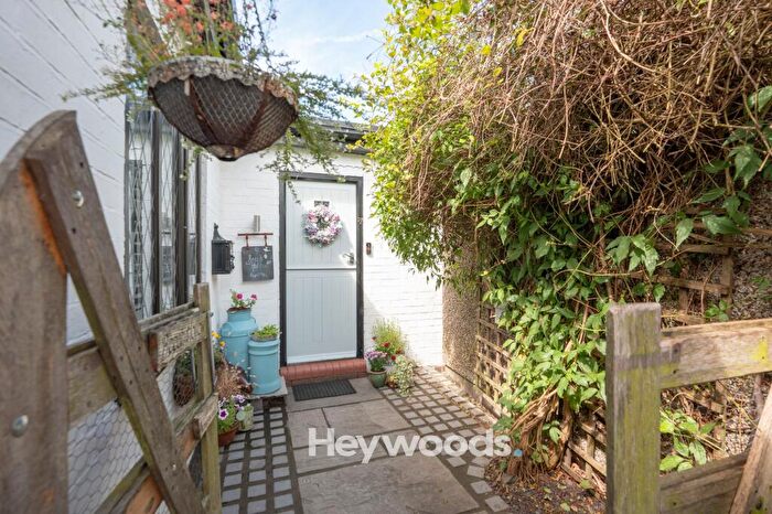 2 Bedroom Semi-Detached Bungalow For Sale In New Road, Bignall End, ST7