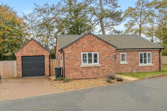 3 Bedroom Detached Bungalow For Sale In Granary Close, Earsham, Bungay NR35