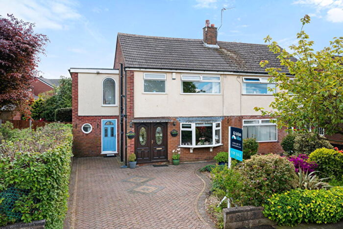4 Bedroom Semi-Detached House For Sale In Broadstone Road, Bolton, BL2