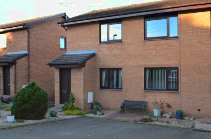 2 Bedroom Flat To Rent In Gartcows Place, Falkirk, FK1
