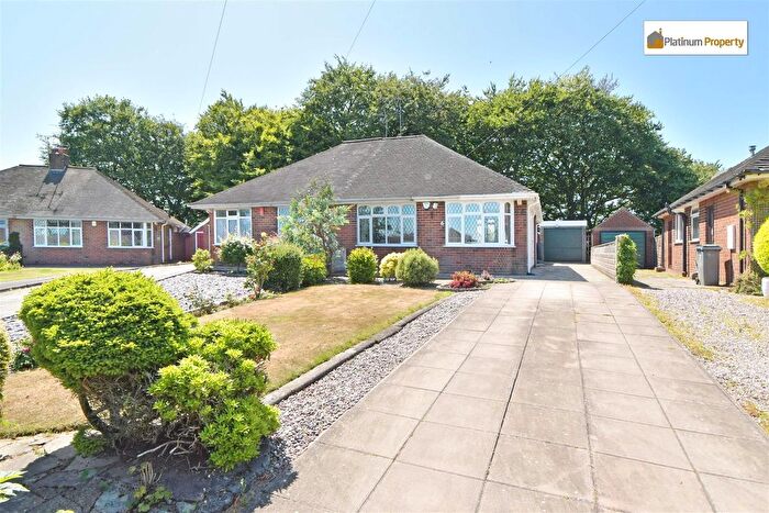 2 Bedroom Semi-Detached Bungalow For Sale In Heathfield Grove, Meir Heath, ST3
