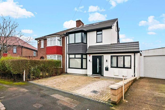 6 Bedroom Detached House To Rent In Ashness Gardens, Greenford, UB6