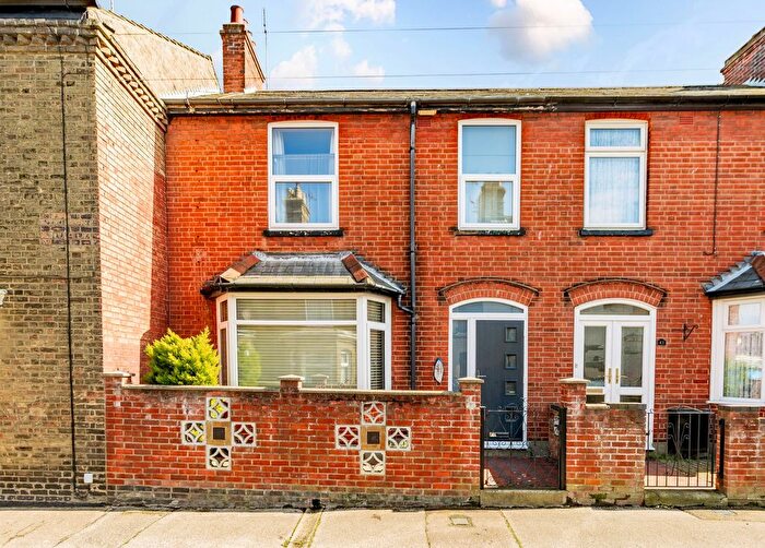 3 Bedroom Terraced House For Sale In St. Leonards Road, Kirkley, NR33