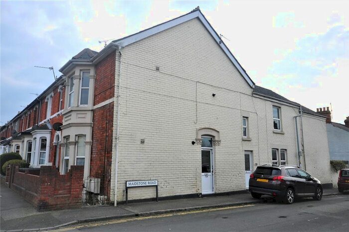 2 Bedroom Flat To Rent In Kent Road, Swindon, SN1