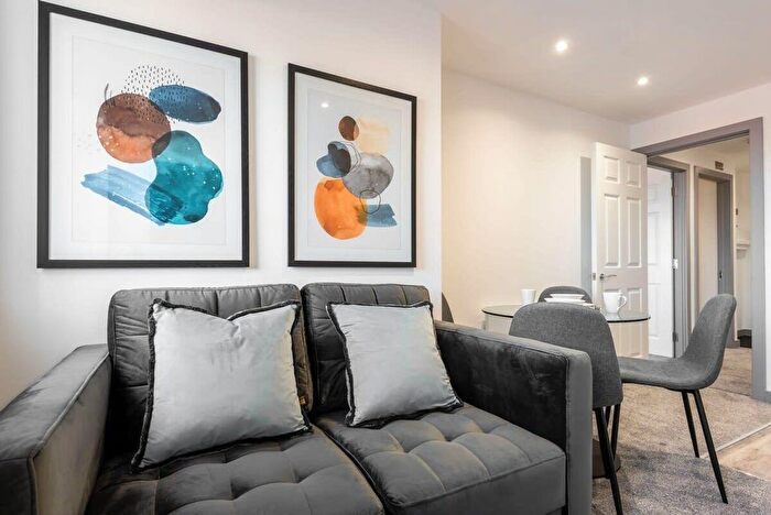 1 Bedroom Flat To Rent In Apartment George House, - George Street, Hull, HU1