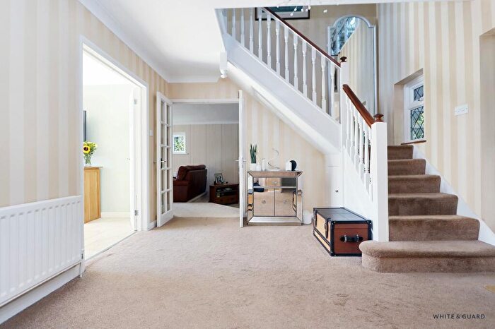 5 Bedroom Detached House For Sale In Chapel Lane, Curdridge, SO32