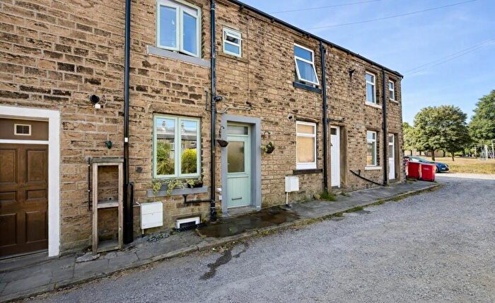 1 Bedroom Cottage For Sale In Horsfall Street, Savile Park, Halifax, HX1