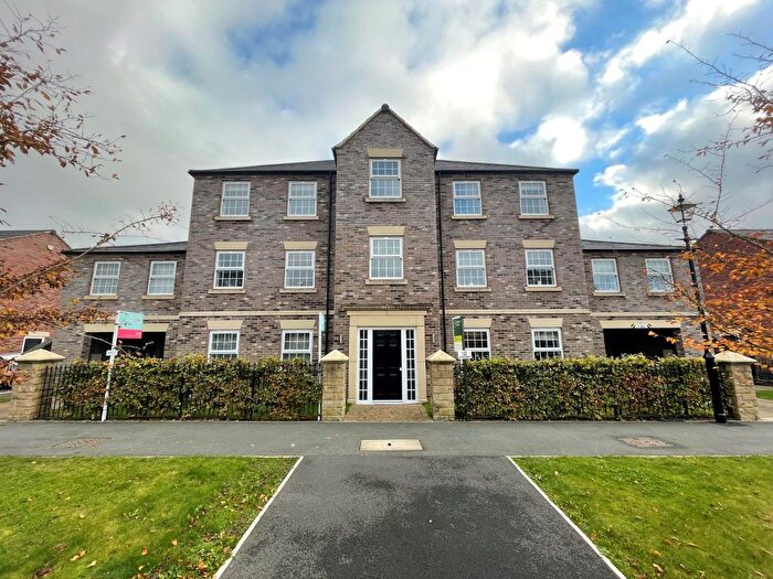 2 Bedroom Flat To Rent In Pentagon Way, Wetherby, West Yorkshire, LS22