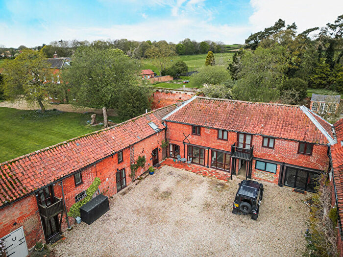 4 Bedroom Barn Conversion For Sale In East Rudham, PE31