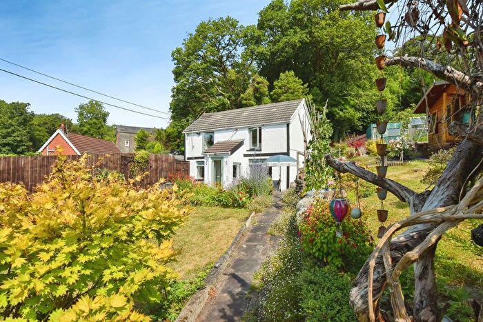 2 Bedroom Cottage For Sale In James Street, Pontardawe, Swansea, Neath Port Talbot, SA8