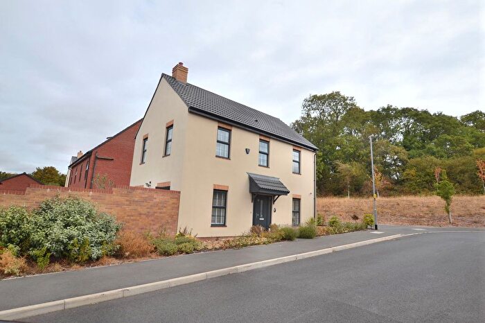 4 Bedroom Detached House For Sale In Charnian Way, Shepshed, LE12