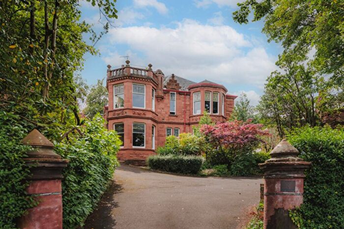 3 Bedroom Flat For Sale In Whittingehame Gardens, Great Western Road, G12
