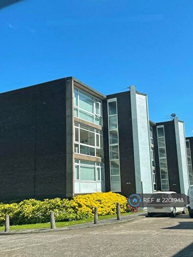 1 Bedroom Flat To Rent In Gorse Hey Court, Liverpool, L13