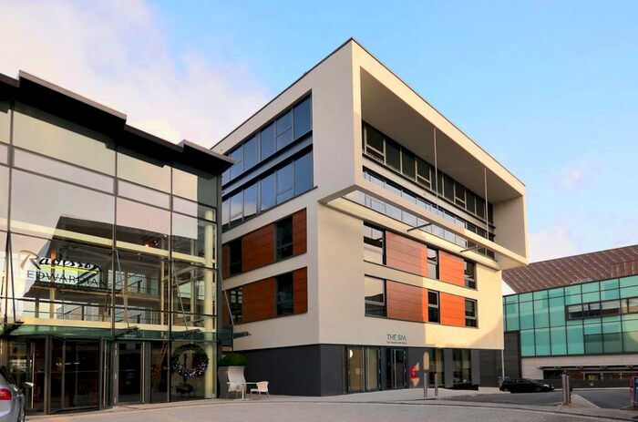 2 Bedroom Flat To Rent In Alexandra Terrace, Guildford, GU1