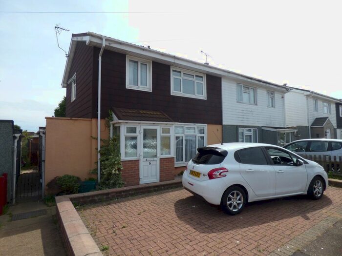 3 Bedroom Semi-Detached House To Rent In Stour Road, Dartford, Kent, DA1