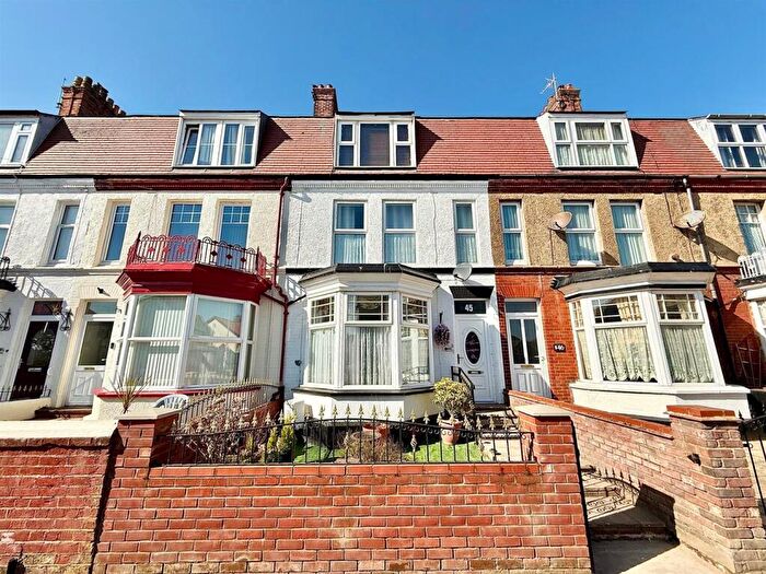 7 Bedroom Terraced House For Sale In North Denes Road, Great Yarmouth, NR30