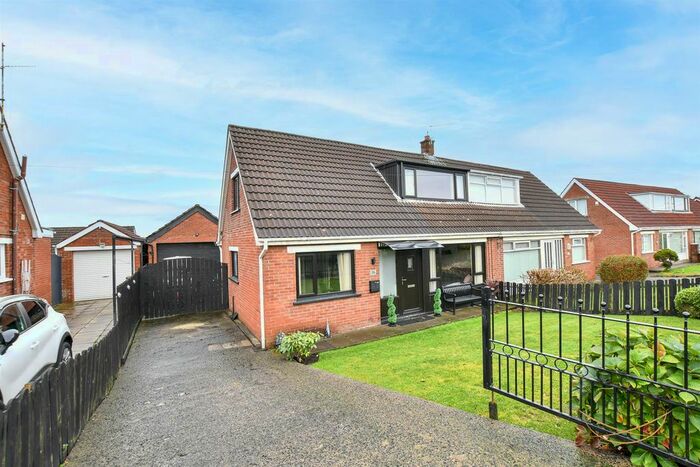 3 Bedroom Semi-Detached Bungalow For Sale In Ravelston Avenue, Newtownabbey, BT36