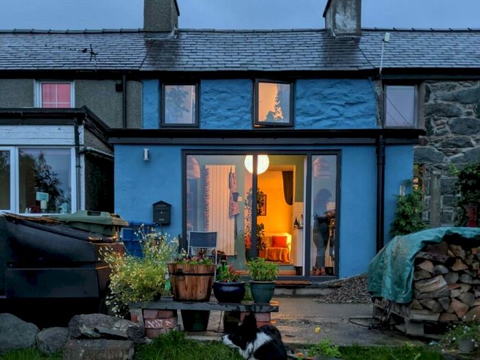 1 Bedroom Cottage To Rent In Bryn Teg Terrace, Rhiwlas, LL57