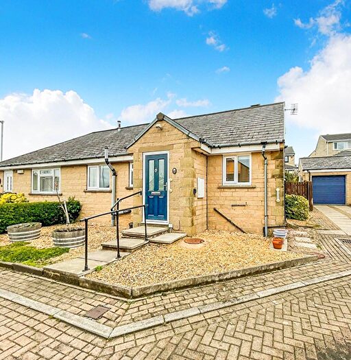 2 Bedroom Semi-Detached Bungalow For Sale In Badger Hill, Brighouse, West Yorkshire, HD6
