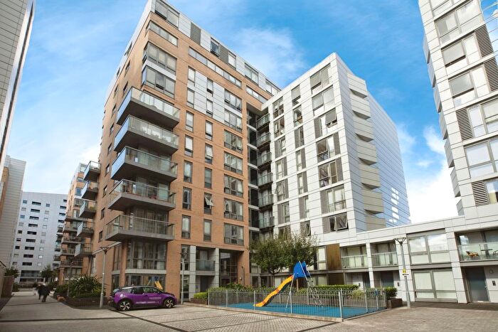 1 Bedroom Flat To Rent In Dowells Street, London, SE10