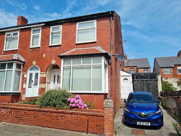 3 Bedroom Semi-Detached House To Rent In Portland Road, Blackpool, FY1