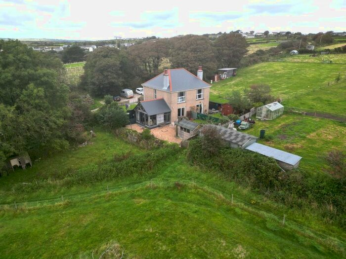4 Bedroom Country House For Sale In Carnkie, Helston, TR13