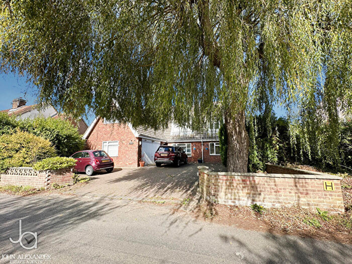 4 Bedroom Detached House For Sale In Hanover Square, Feering, Colchester, CO5