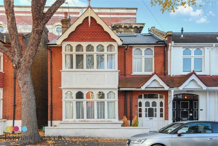 4 Bedroom Property To Rent In Merton Avenue, Chiswick, London, W4