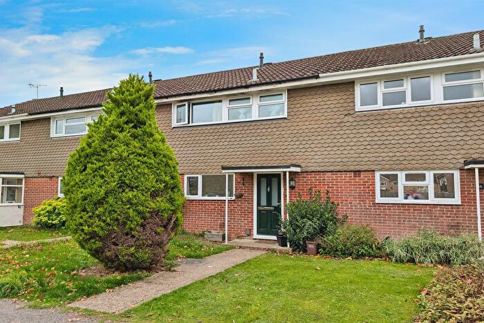 3 Bedroom Terraced House To Rent In Selbourne Drive, SO50