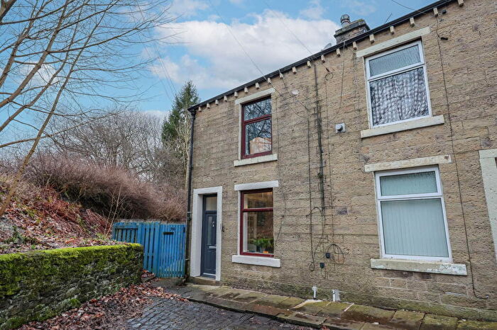 1 Bedroom Terraced House For Sale In David Street, Bacup, OL13