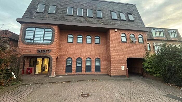 1 Bedroom Flat To Rent In Bath Road, Slough, SL1