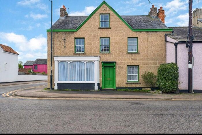 1 Bedroom Apartment For Sale In Bridge Street, Chepstow, Monmouthshire, NP16