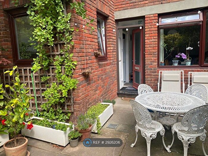 2 Bedroom Maisonette To Rent In Lily Close, London, W14