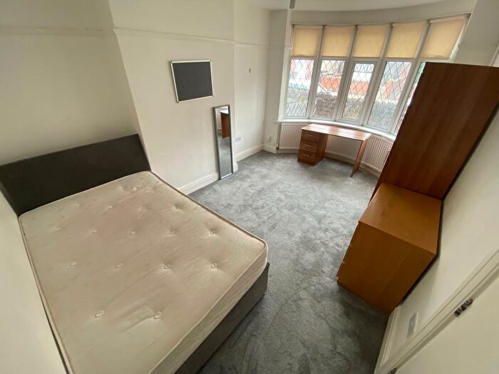 5 Bedroom House To Rent In Marlborough Road, Beeston, Nottingham, NG9