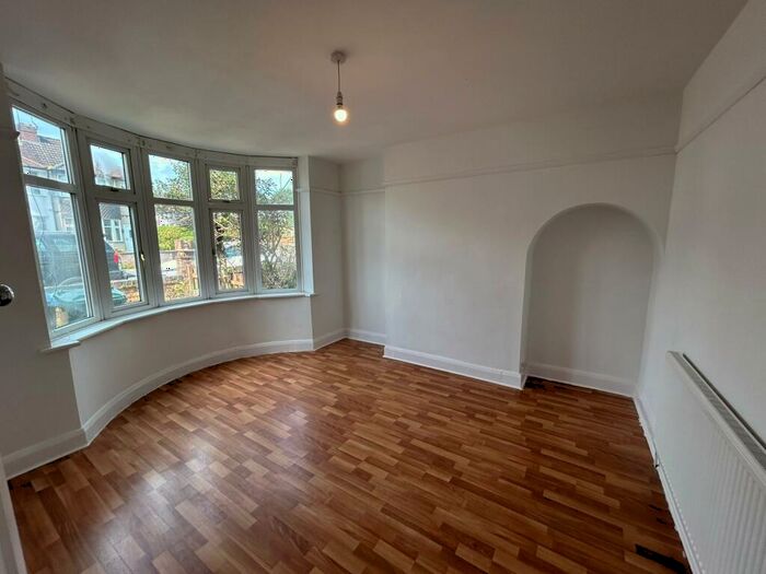 Terraced House To Rent In Lichfield Road, Coventry, CV3