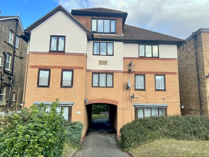 1 Bedroom Apartment To Rent In Avenue Road, London, SE25