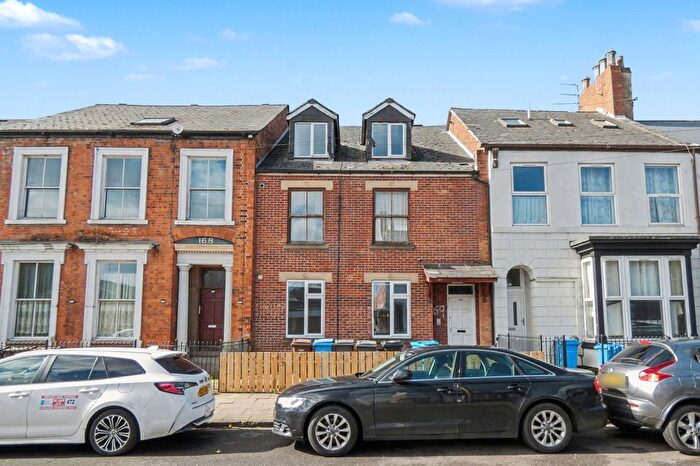 5 Bedroom Terraced House For Sale In Coltman Street, Hull, HU3