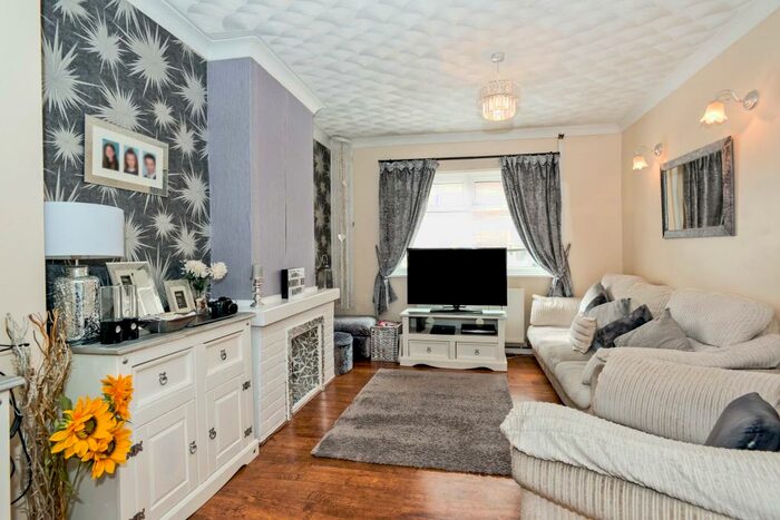 3 Bedroom House To Rent In Mayfield Road, Gosport, PO12