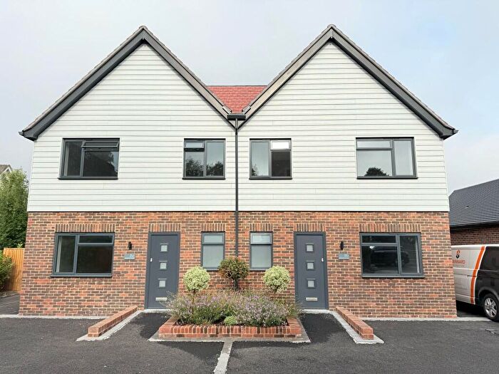 4 Bedroom Semi-Detached House For Sale In Bridgefield Close, Banstead, Surrey, SM7